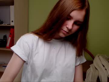 annie_boston chaturbate