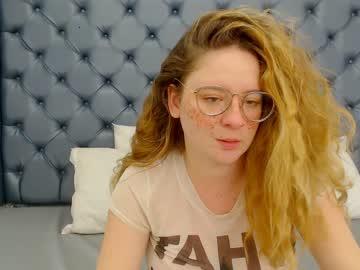 leiaxmoore chaturbate