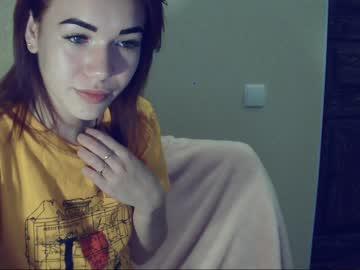 nika_19 chaturbate