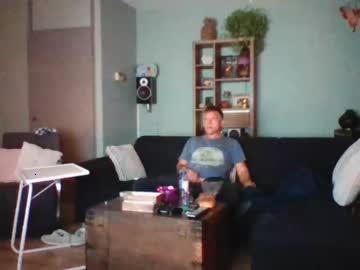 niko8319 chaturbate